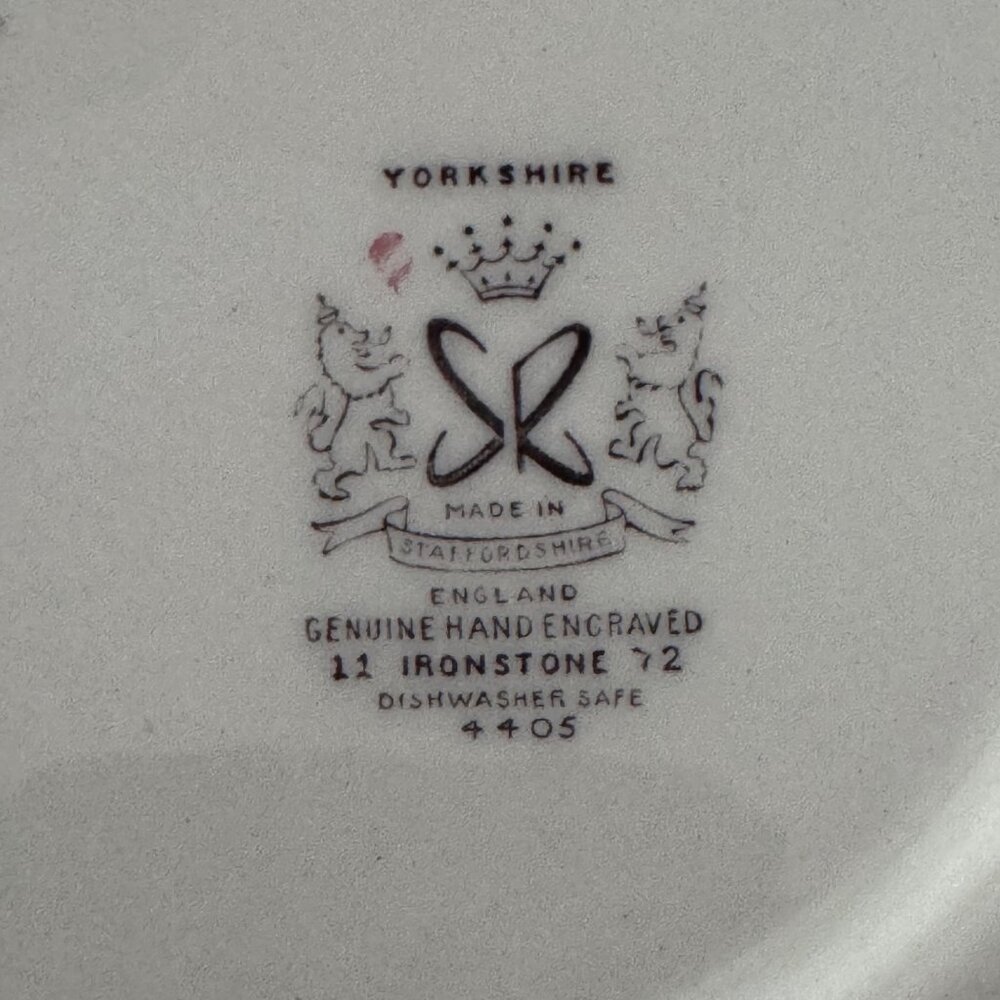 3 Yorkshire Staffordshire England Hand-Engraved Ironstone Bowls Oval Round 4405 - Picture 5 of 11